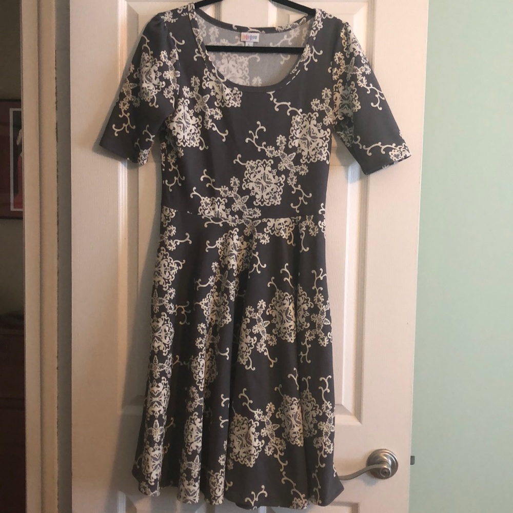 Lularoe elegant Nicole